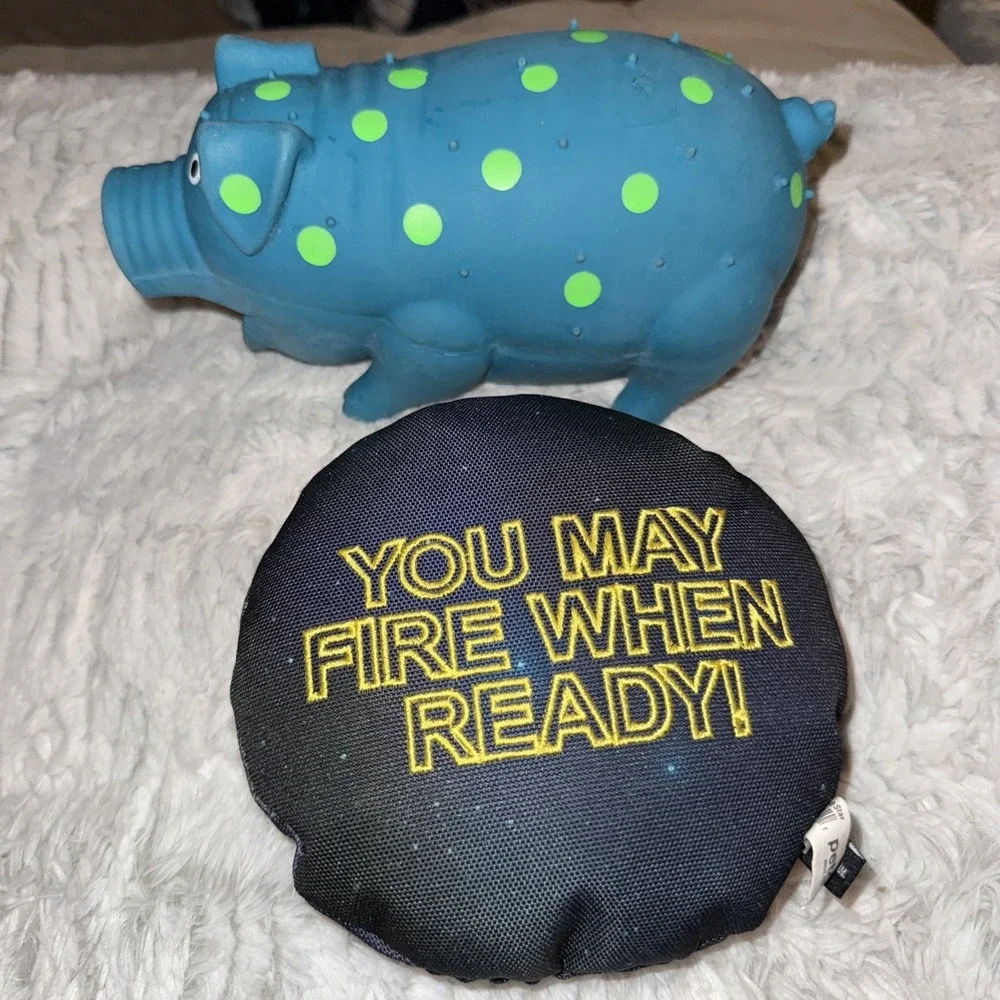 Dog Toys Large Latex Pig that Grunts And 1 Star Wars Squeekie 5045